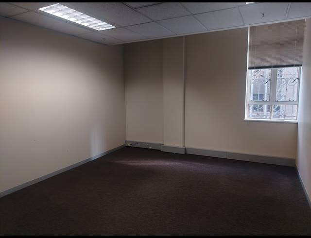 154M² BUILDING TO LET IN CAPE TOWN CITY CENTRE